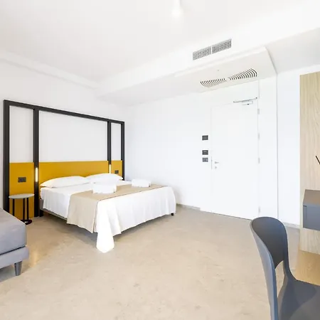 Sud Отель Пульсано