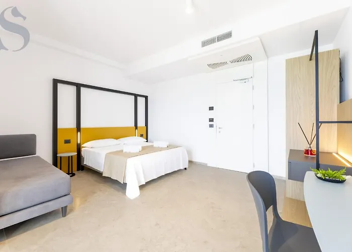 Sud Hotell Pulsano