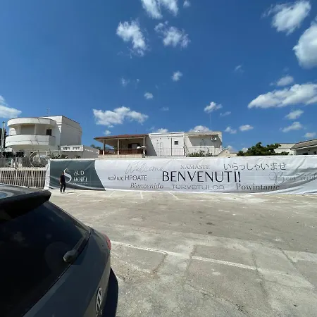 Sud Ξενοδοχείο 3*